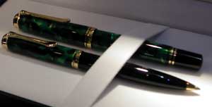 Pelikan green celluloid Souveraen